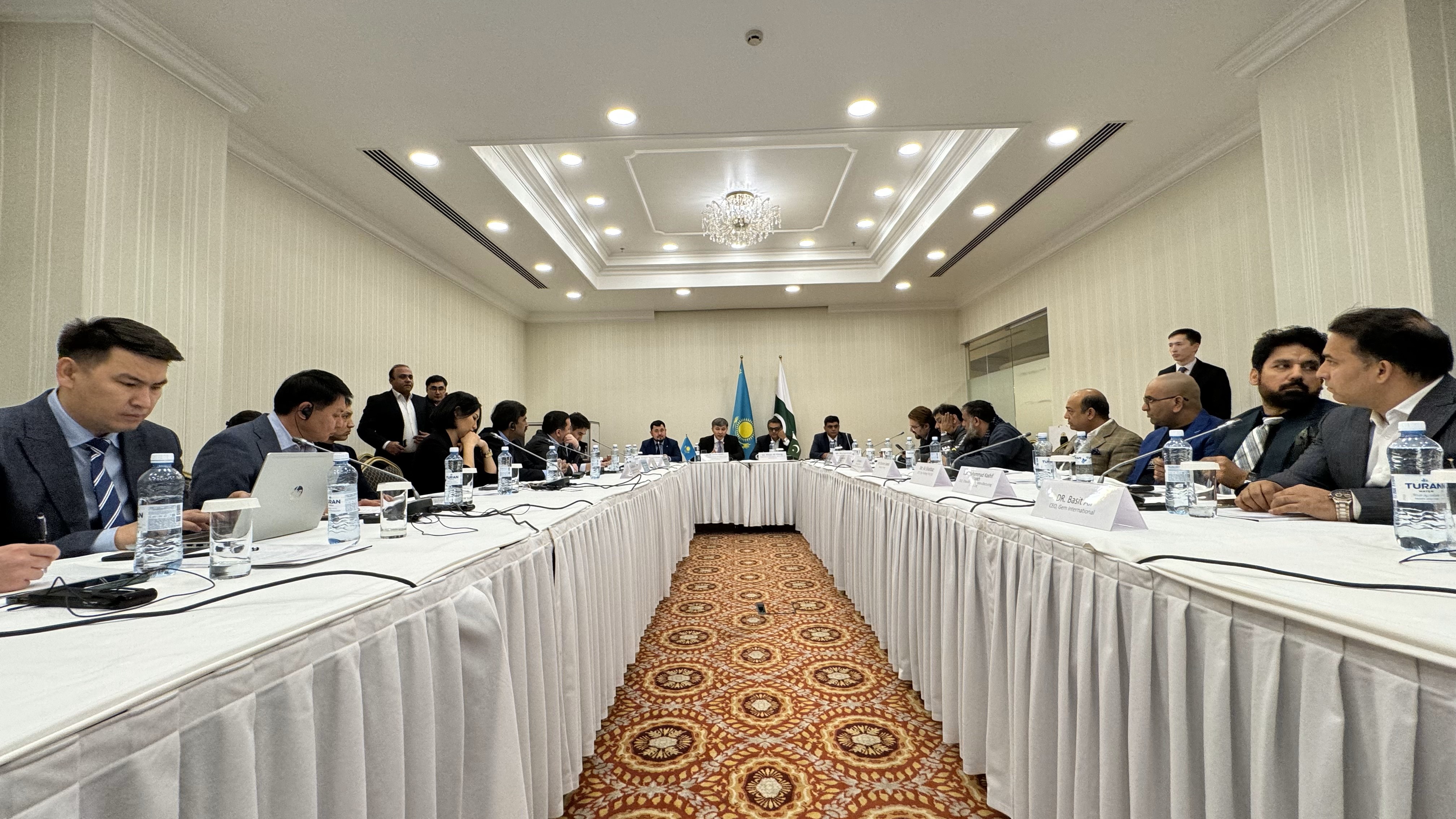 Казахстанско-Пакистанский круглый стол по торгово-экономическому сотрудничеству